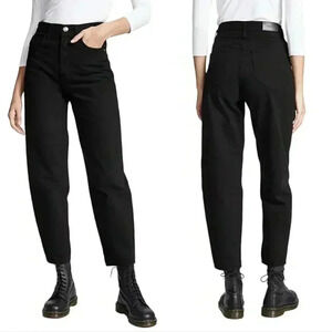 Goldsign the curved jean in black